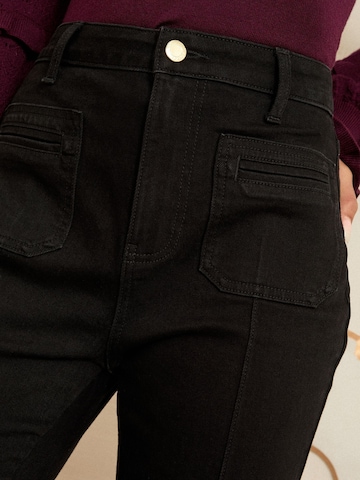 love & roses Rozšírený strih Džínsy - Čierna