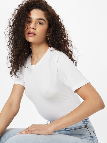 T-shirt 'Damy' Gestuz en blanc