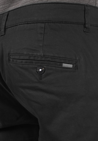 !Solid Regular Chino Pants 'Raul' in Black