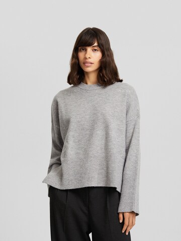 Bershka Sweater in Grey: front