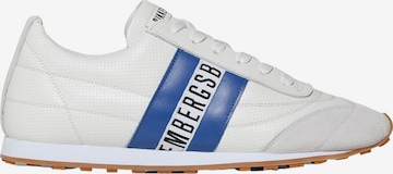 BIKKEMBERGS Низкие кроссовки 'Soccer' в Белый: спереди