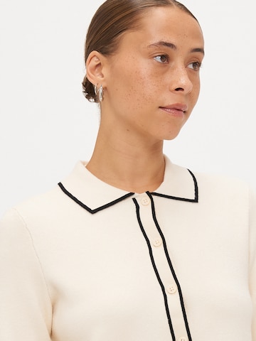 Vero Moda Petite Knit cardigan 'VMGOLD' in Beige