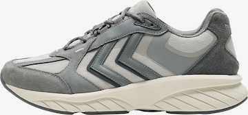 Hummel Sneakers in Grey: front