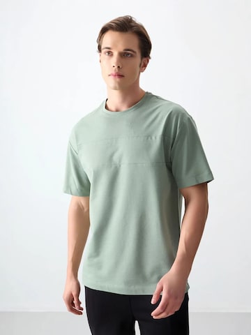 Tommy Life T-Shirts in Grün