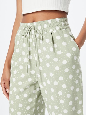 Effilé Pantalon 'JESMILO' VERO MODA en vert