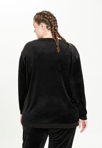 Q by Endurance Athletic Sweatshirt 'Cacee' in Black
