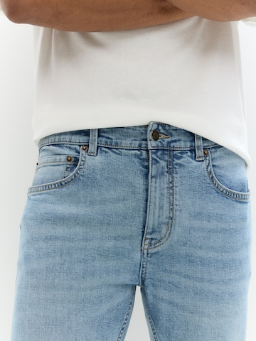 Pull&Bear Slimfit Jeans i blå