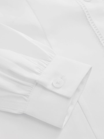 CLARKS Blouse in Wit