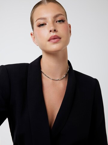 GUESS Necklace in Silver