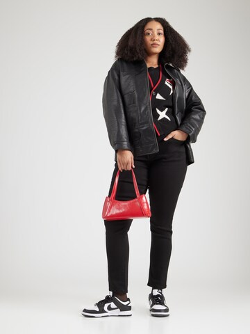 Levi's® Plus Скинни Джинсы '311' в Черный
