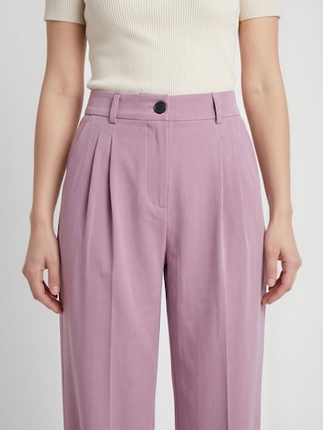 Regular Pantaloni ' Sally ' de la Opal Studio pe mov: față