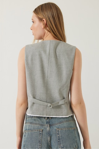 Bianco Lucci Suit Vest in Grey