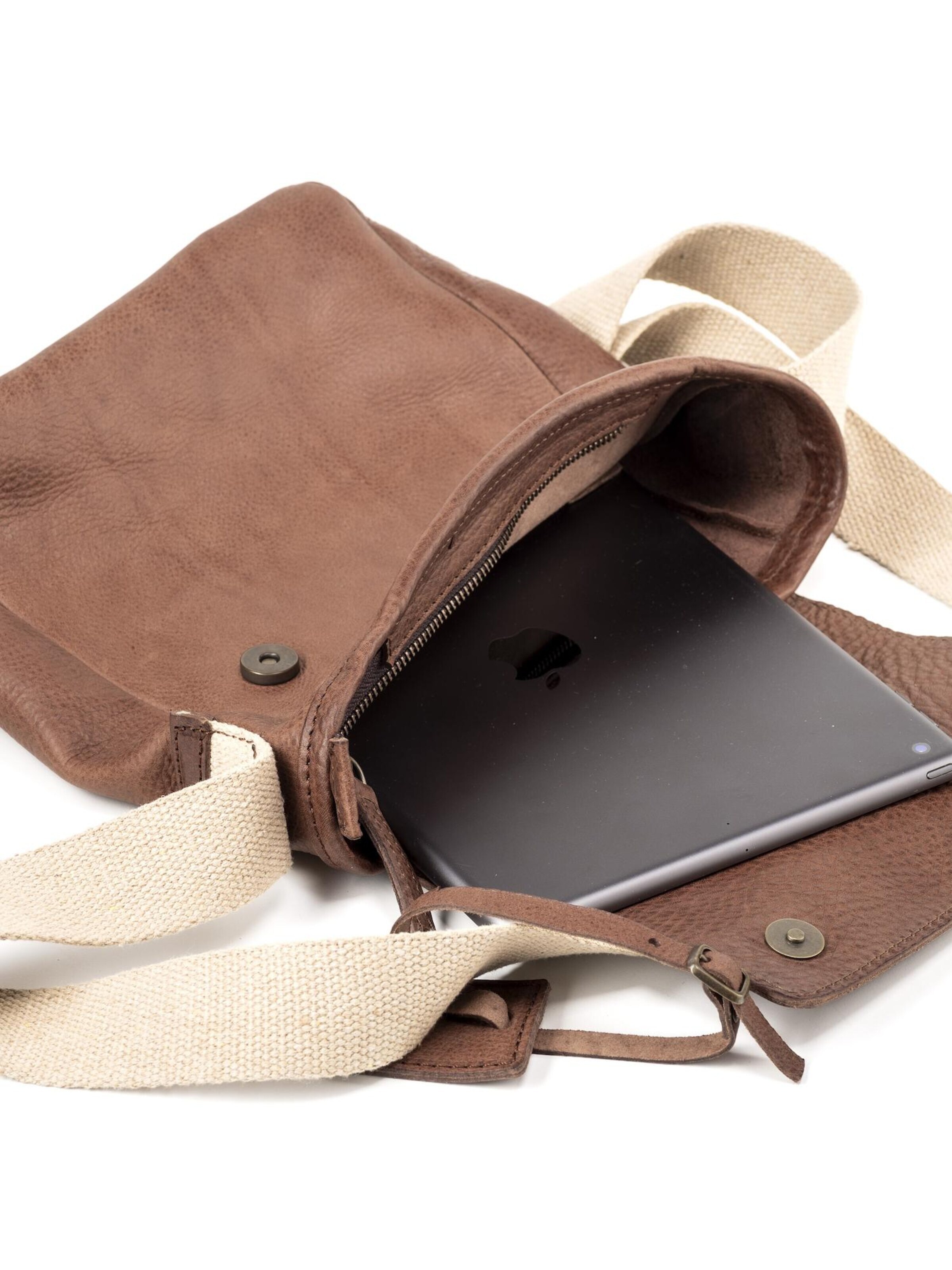 Borsa messenger 'Leather Messenger Tobacco Park Avenue Collection' di THE DUST COMPANY in marrone