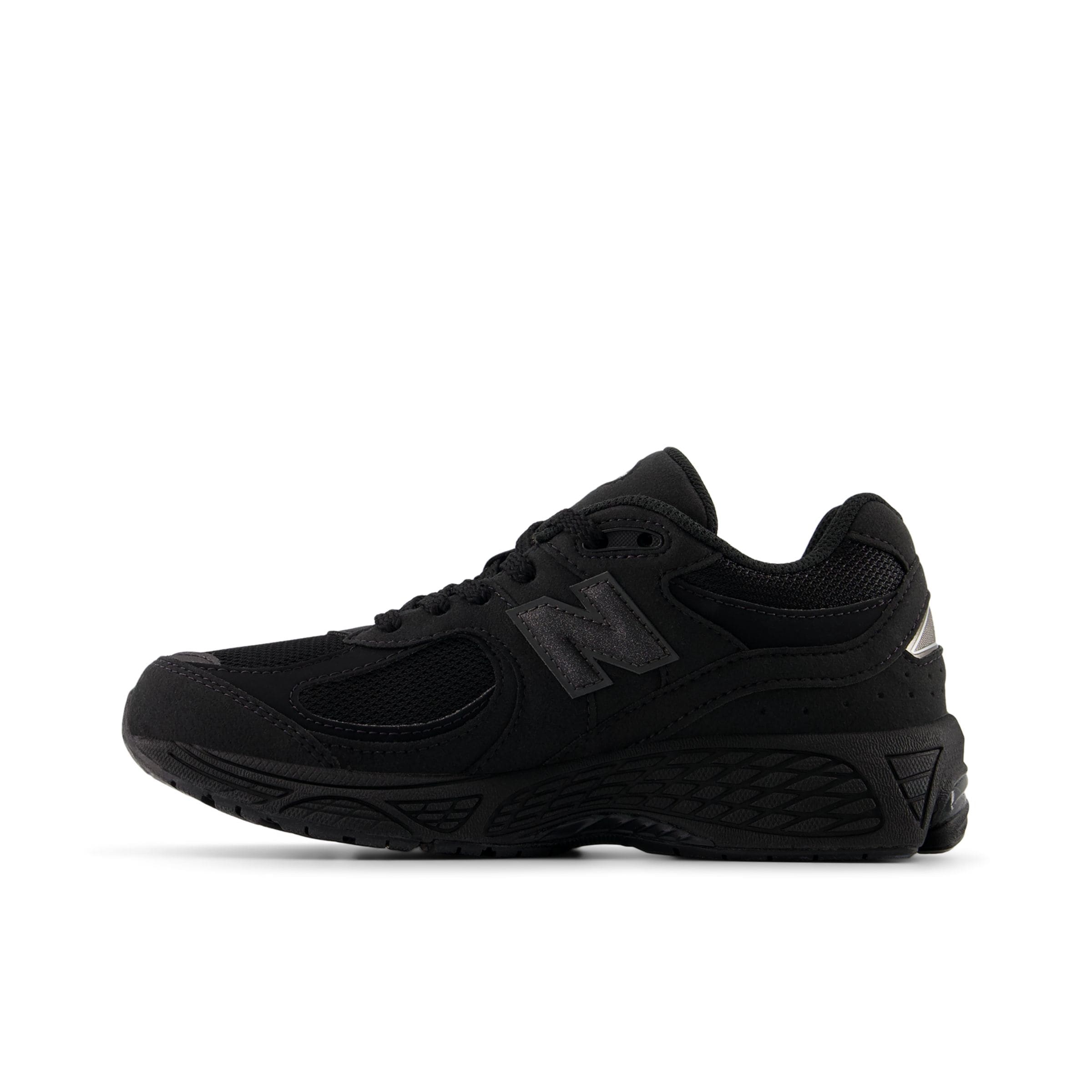 new balance Sneaker '2002' in Schwarz