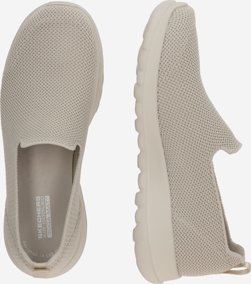 Chaussure de sport 'GO WALK JOY - SENSATIONAL DAY' SKECHERS en blanc