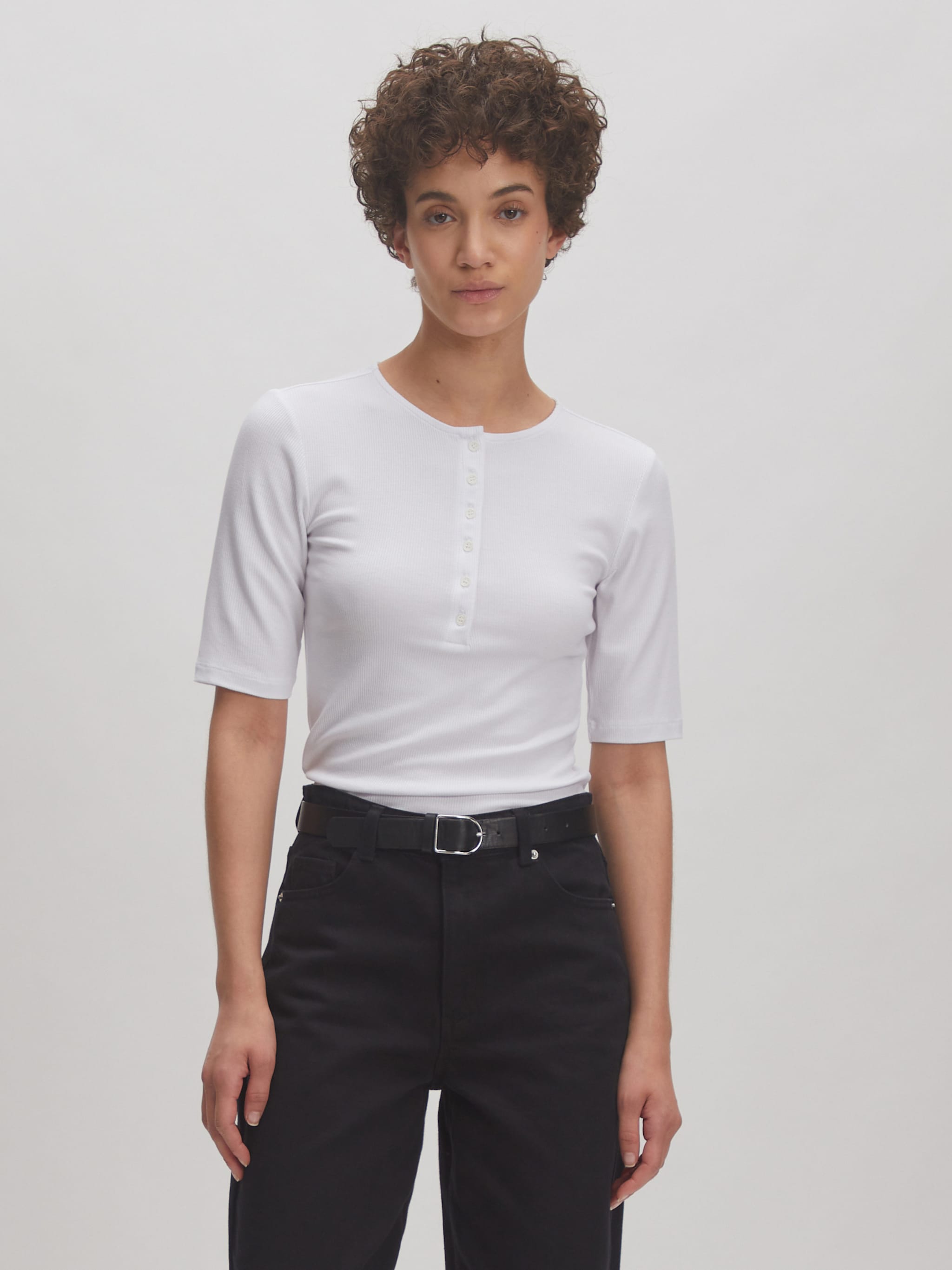 EDITED Produkte Shirt 'Leandra' weiß