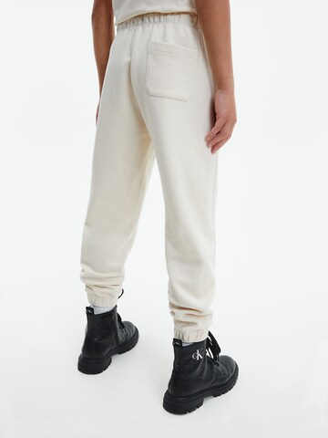 Calvin Klein Jeans Tapered Hose in Beige