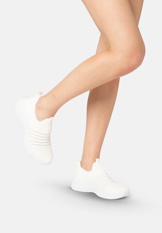 Scarpa slip-on di Elara in bianco