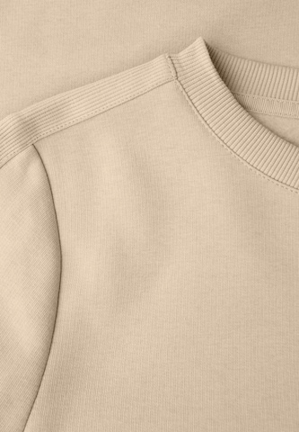 STREET ONE Sweatshirt in Beige