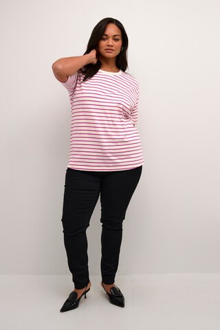 Tricou de la KAFFE CURVE pe alb