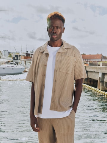 Fit confort Chemise ' SDUtley ' !Solid en marron