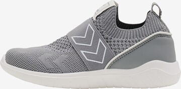 Hummel Sneaker in Grau: predná strana