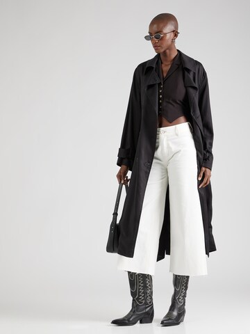 s.Oliver Wide Leg Jeans 'Suri' in Weiß