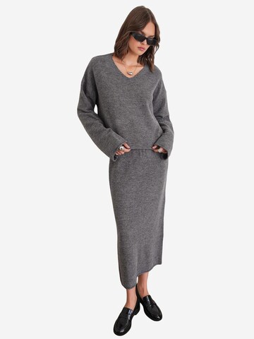 Tailleur di MixRay in grigio
