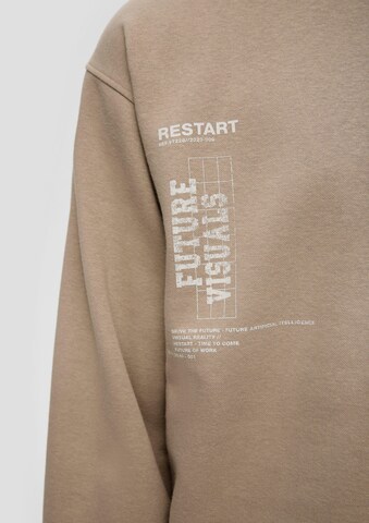 QS Sweatshirt in Brown
