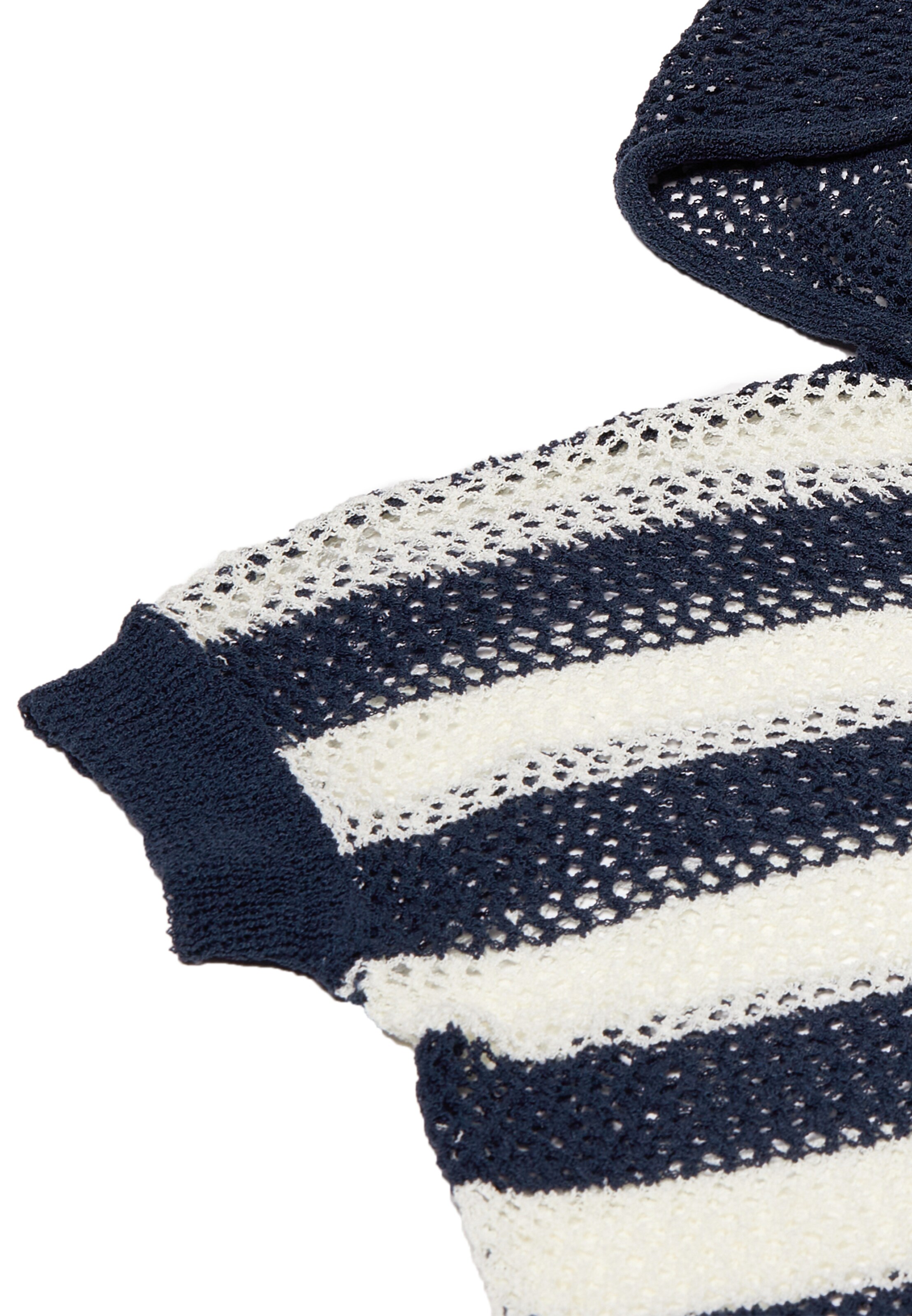 SANIKA Pullover in Blau