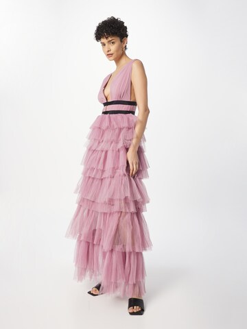 Robe de soirée True Decadence en rose