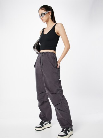 TOPSHOP Tapered Trousers in Grey