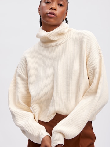 Gestuz - Jersey 'Meba' en blanco