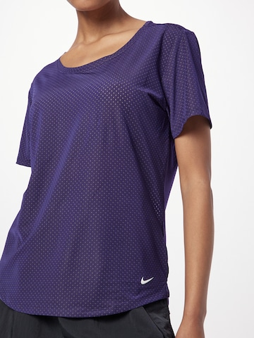 purpurinė NIKE Sportiniai marškinėliai 'One'
