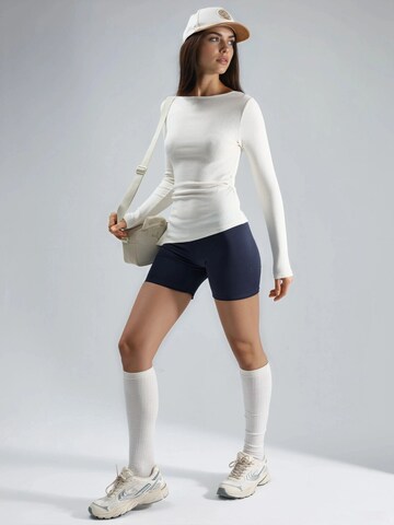 T-shirt Busem en blanc