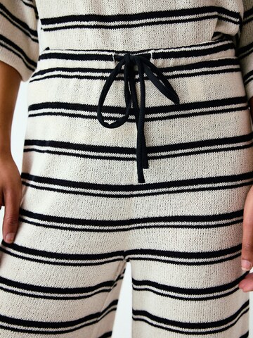 Next Zvonové kalhoty Kalhoty – bílá