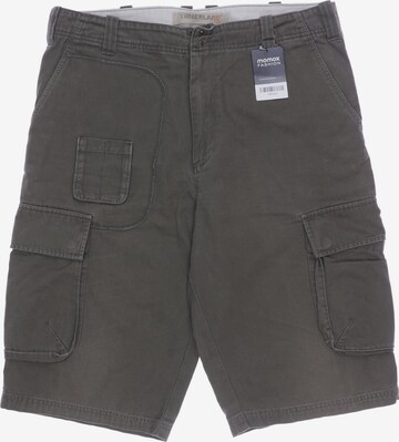 TIMBERLAND Shorts in 34 in Green: front