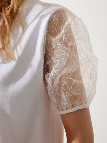 Happiness İstanbul Μπλουζάκι σε λευκό