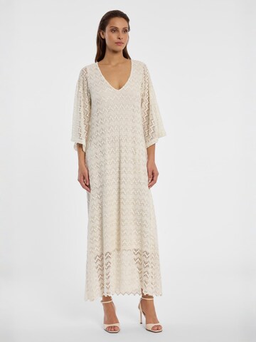 Ana Alcazar Dress 'Dilla' in White