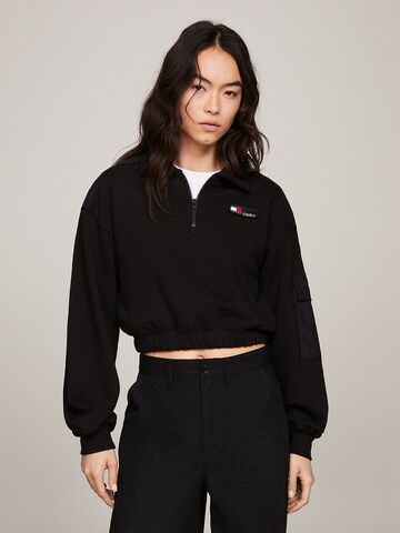 Tommy Jeans Sweatshirt in Black: front