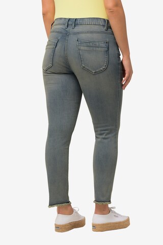 Coupe slim Jean Ulla Popken en bleu