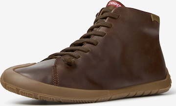 CAMPER - Sapatilhas altas ' Peu Path+ ' em castanho: frente