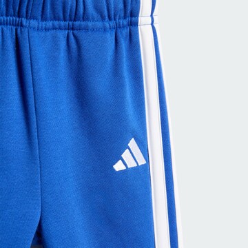 ADIDAS SPORTSWEAR Тренировочный костюм 'Essentials ' в Синий