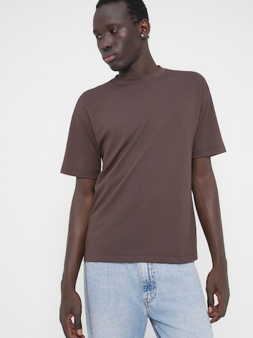 HOLLISTER Póló - barna