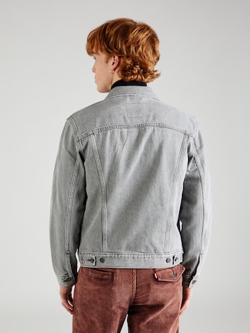 LEVI'S ® Övergångsjacka 'The Trucker Jacket' i grå