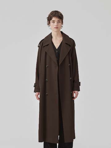 modström Between-Seasons Coat 'EvieMD ' in Brown: front