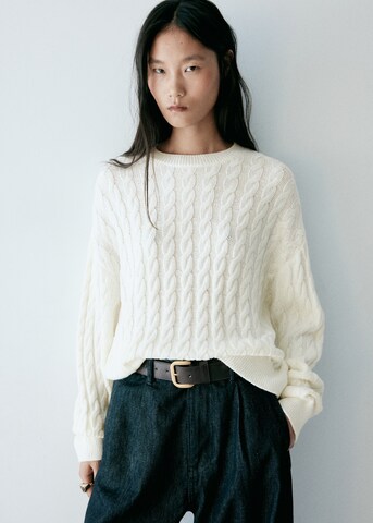 MANGO Sweater in Beige: front