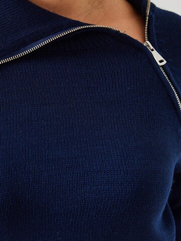 Pullover di Bianco Lucci in blu