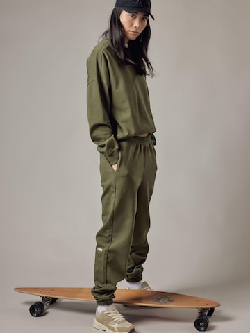 Felpa 'Felpa Girocollo Loose Fit' di OWN Off With Nature in verde