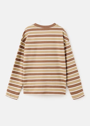 Tricou 'SCOFFEE' de la MANGO KIDS pe maro